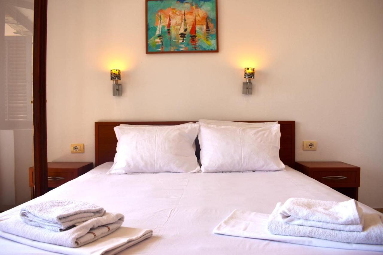 Apartments Aga Ulcinj Ngoại thất bức ảnh