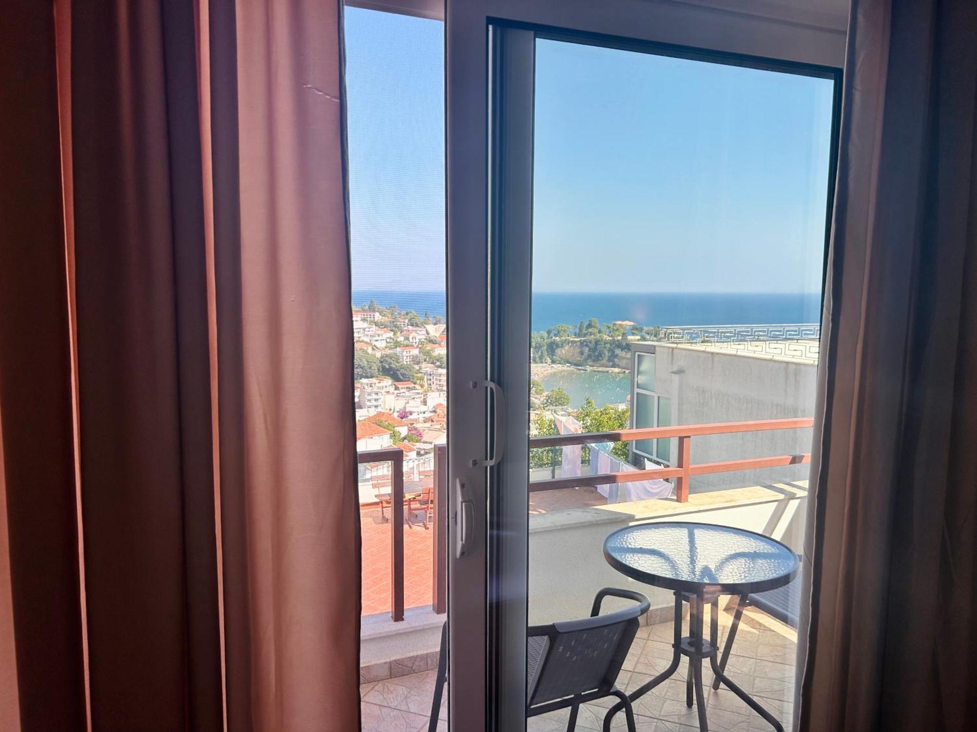 Apartments Aga Ulcinj Ngoại thất bức ảnh