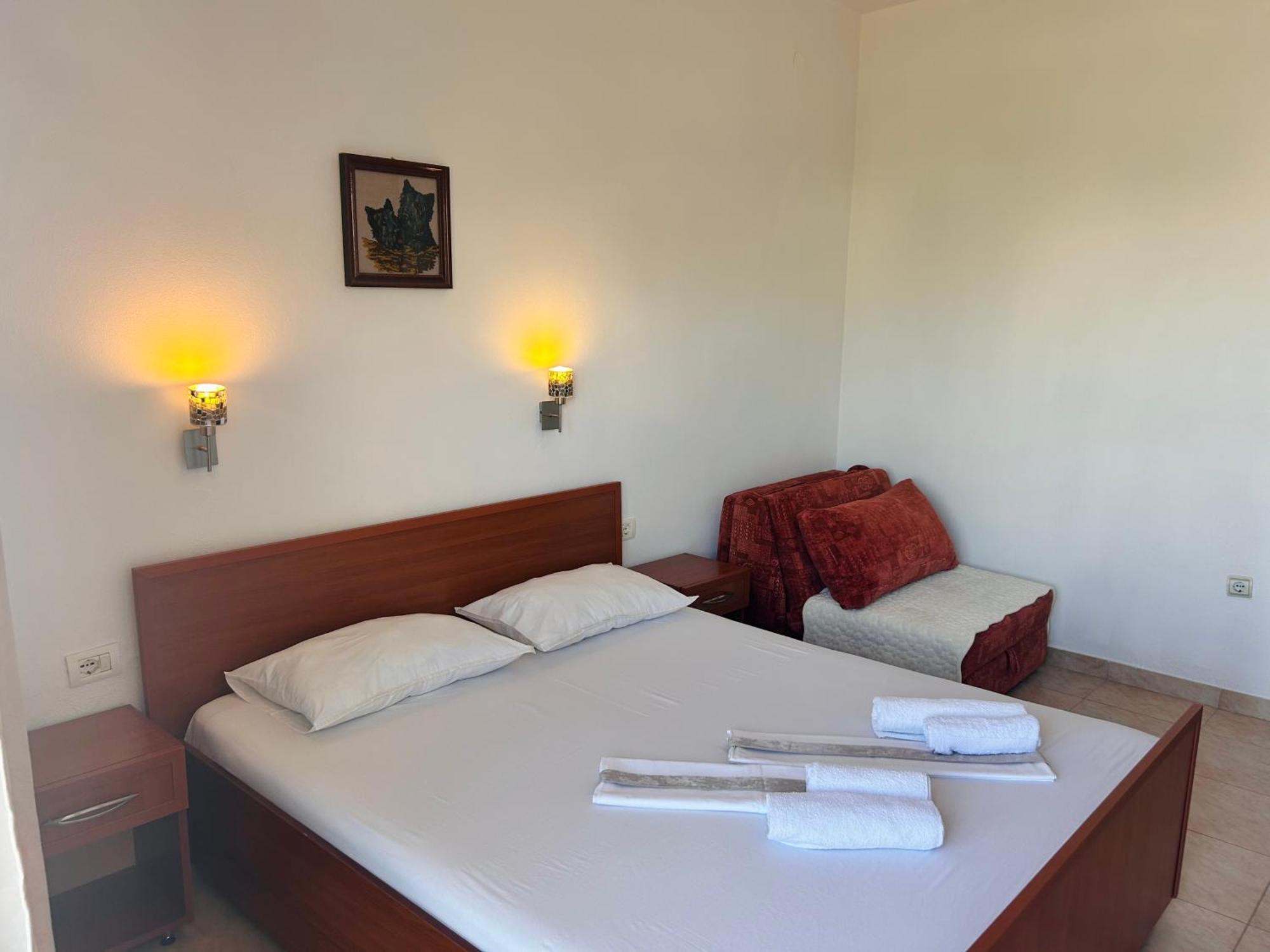 Apartments Aga Ulcinj Ngoại thất bức ảnh